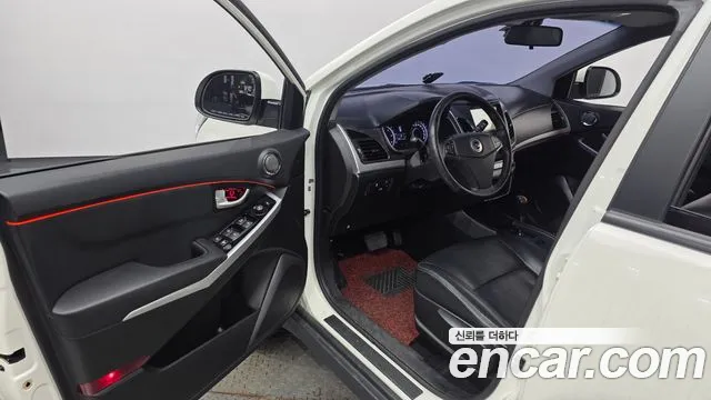 KG_Mobility_Ssangyong KORANDO 2016 thumb 10