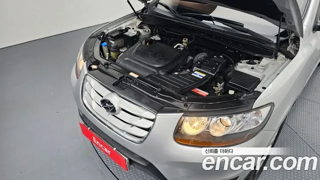 Hyundai Santa Fe 2011 thumb 6