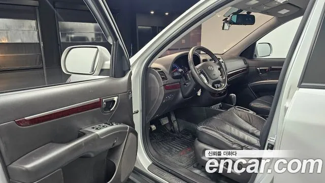 Hyundai Santa Fe 2011 thumb 10