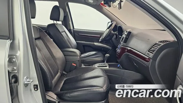 Hyundai Santa Fe 2011 thumb 11