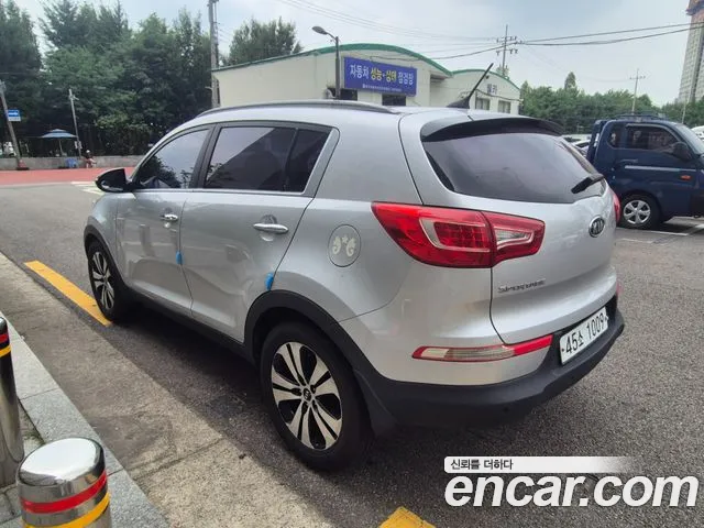 Kia Sportage 2011 thumb 5