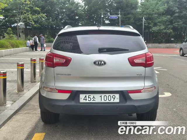 Kia Sportage 2011 thumb 6