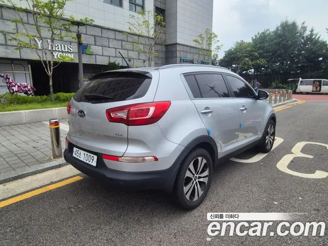 Kia Sportage 2011 thumb 7