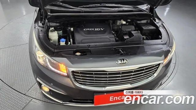 Kia Carnival 2015 thumb 6