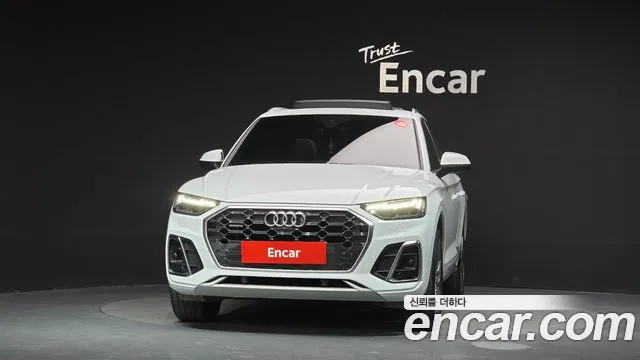 Audi Q5 2021 thumb 3