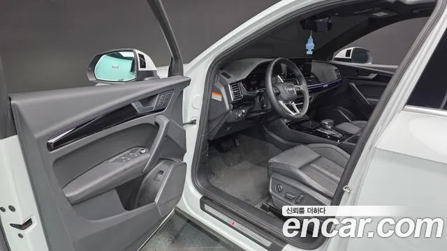 Audi Q5 2021 thumb 10