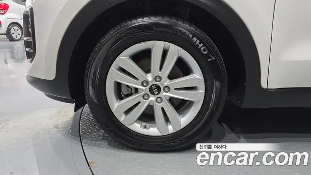Kia Sportage 2018 thumb 5