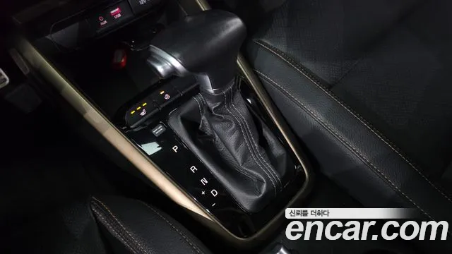 Kia Stonic 2017 thumb 9