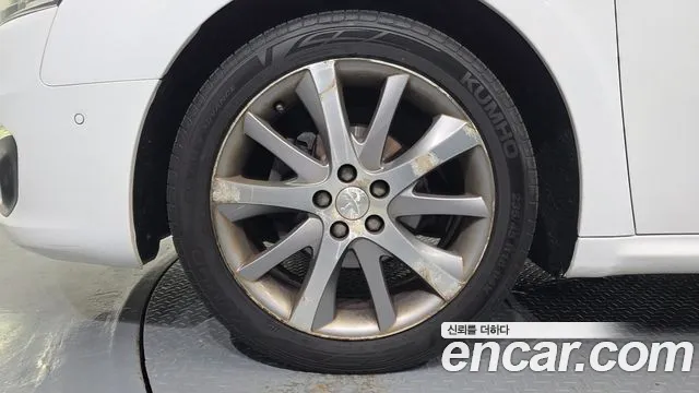 Peugeot 508 2016 thumb 5