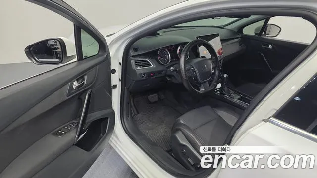 Peugeot 508 2016 thumb 10