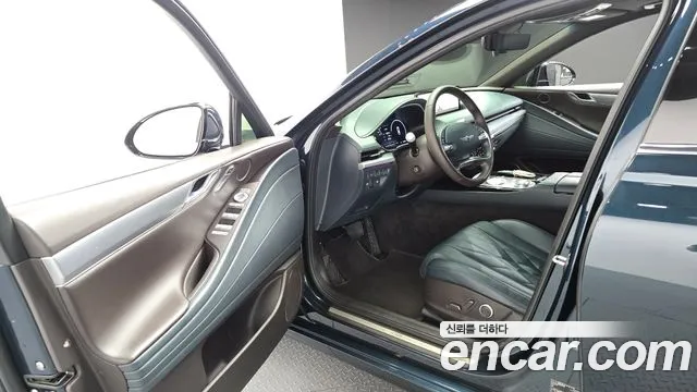 Genesis G80 2020 thumb 10