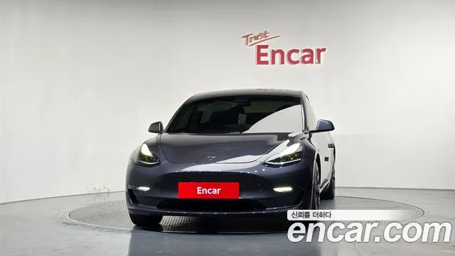 Tesla Model 3 2021 thumb 3