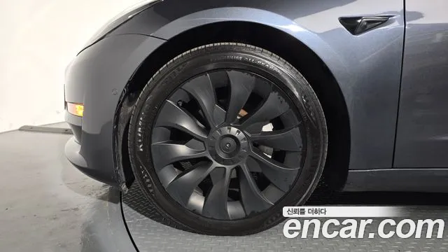Tesla Model 3 2021 thumb 5
