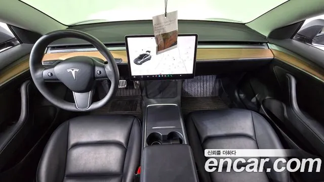 Tesla Model 3 2021 thumb 7