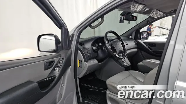 Hyundai Starex 2018 thumb 10