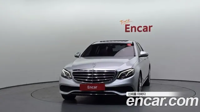 Mercedes-Benz E-Класс 2019 thumb 3