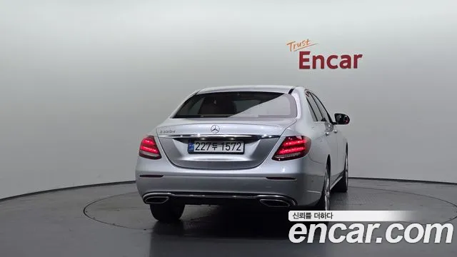 Mercedes-Benz E-Класс 2019 thumb 4