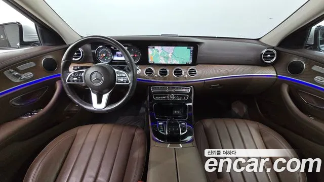 Mercedes-Benz E-Класс 2019 thumb 7