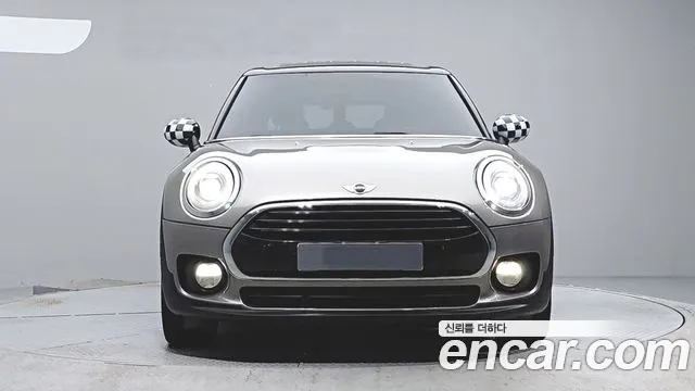 MINI Clubman 2016 thumb 3