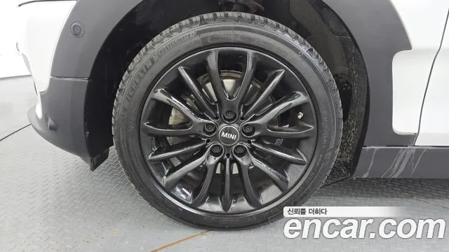 MINI Clubman 2023 thumb 5