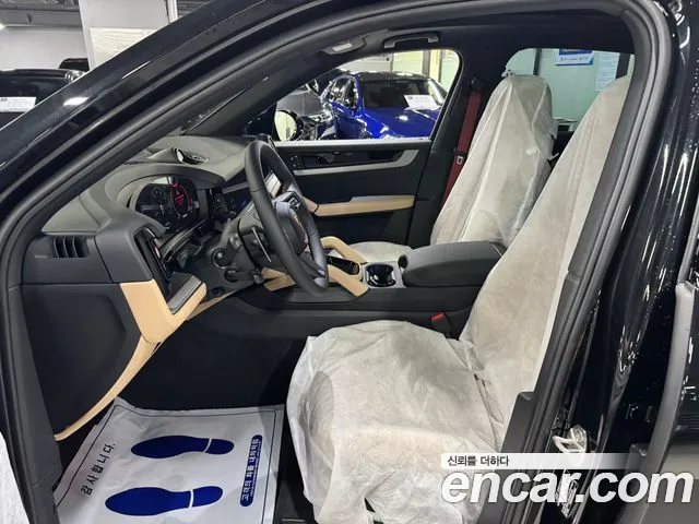 Porsche Cayenne 2026 thumb 6