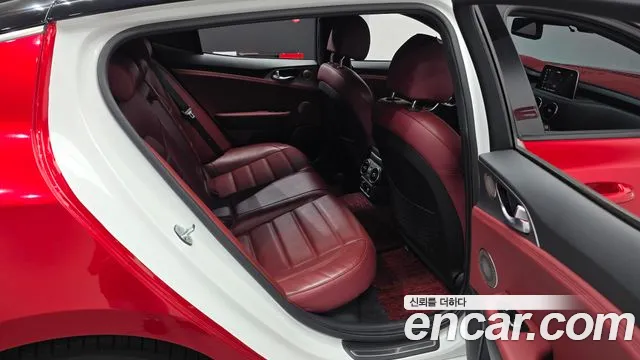 Kia Stinger 2020 thumb 10