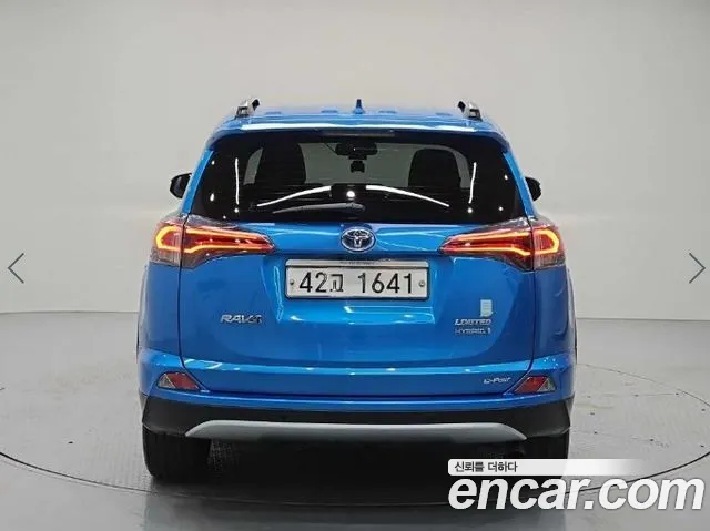 Toyota RAV4 2018 thumb 4