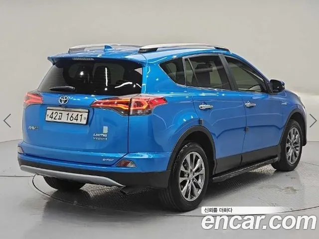 Toyota RAV4 2018 thumb 5