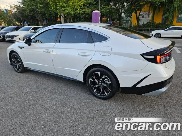 Hyundai Sonata 2025 thumb 5