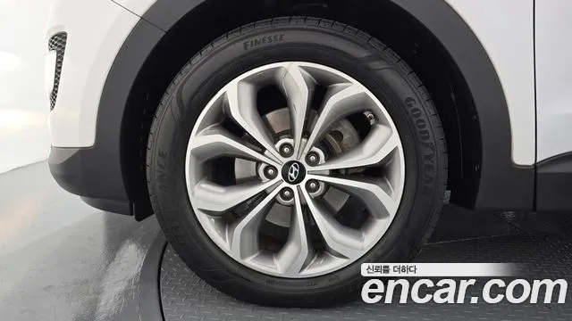 Hyundai Santa Fe 2014 thumb 5
