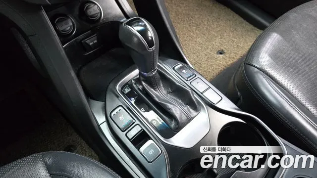 Hyundai Santa Fe 2014 thumb 9
