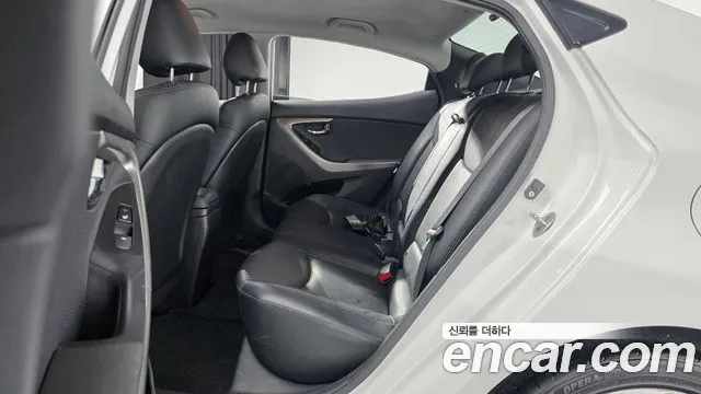 Hyundai Avante 2011 thumb 11