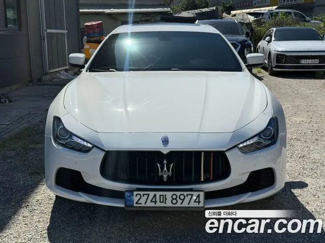 Maserati Ghibli 2015 thumb 11