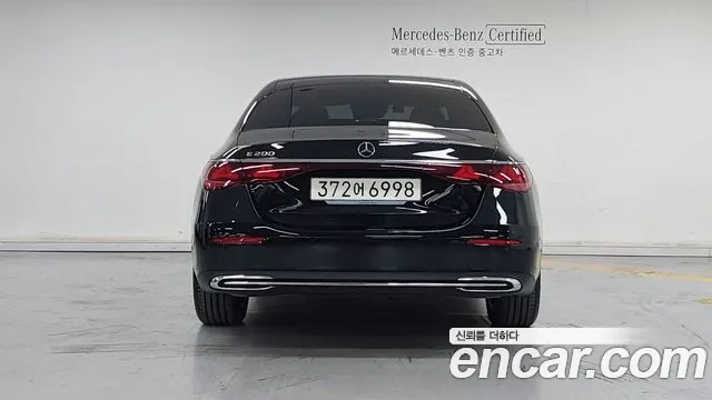 Mercedes-Benz E-Класс 2024 thumb 4