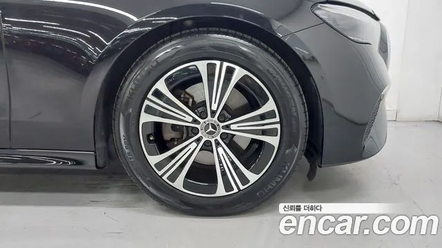 Mercedes-Benz E-Класс 2024 thumb 5