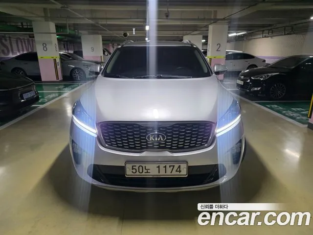 Kia Sorento 2017 thumb 12