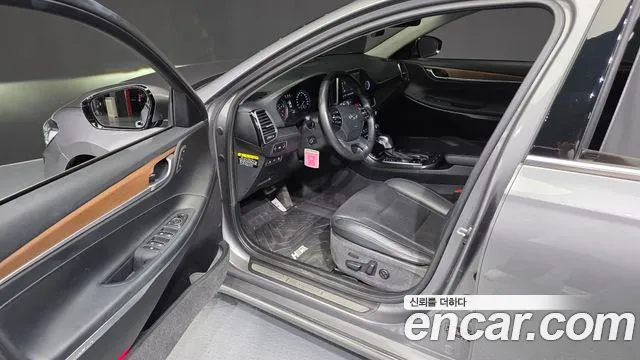 Hyundai Grandeur 2017 thumb 10