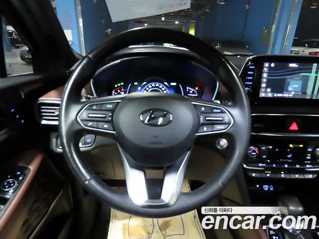 Hyundai Santa Fe 2018 thumb 10