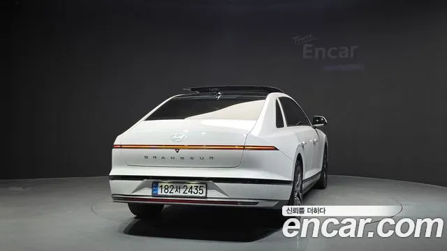 Hyundai Grandeur 2023 thumb 4
