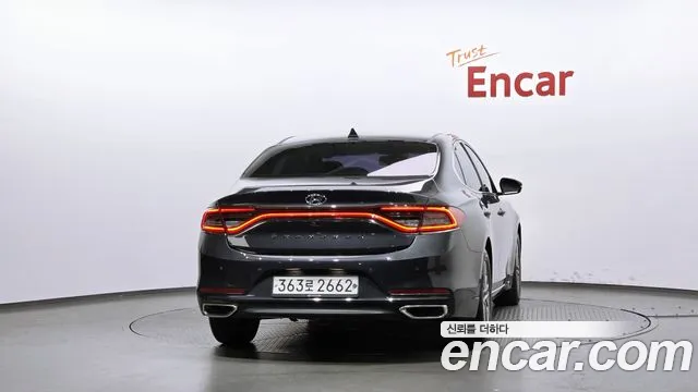 Hyundai Grandeur 2017 thumb 4