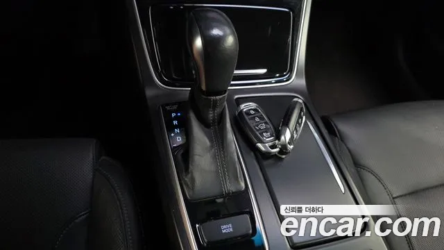 Hyundai Grandeur 2017 thumb 9