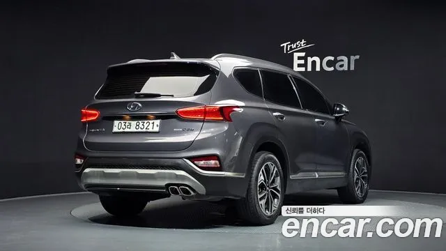 Hyundai Santa Fe 2018 thumb 2