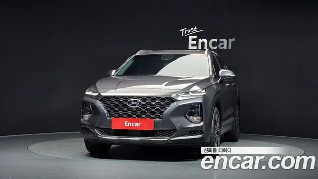 Hyundai Santa Fe 2018 thumb 3
