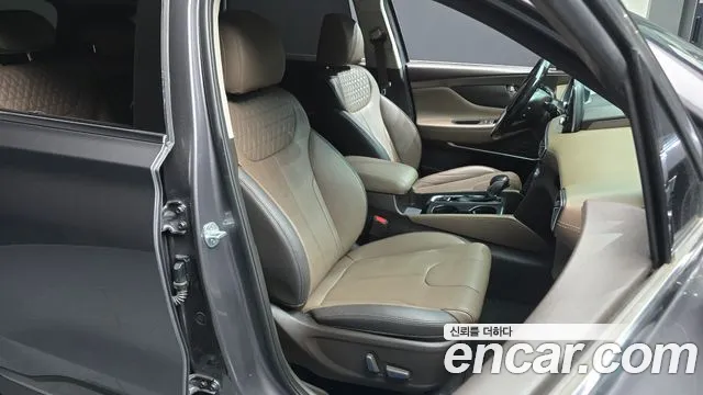 Hyundai Santa Fe 2018 thumb 12