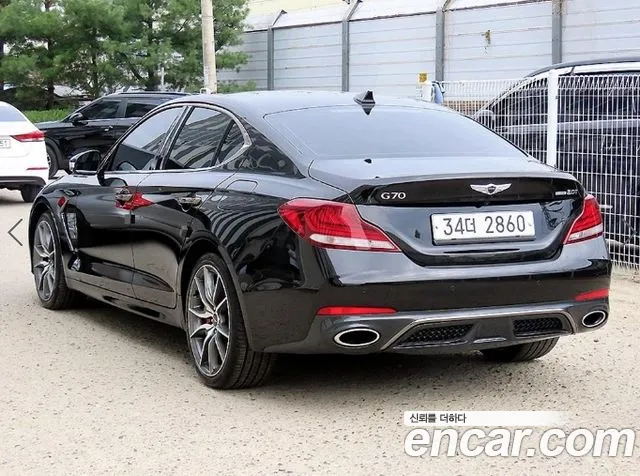 Genesis G70 2019 thumb 3