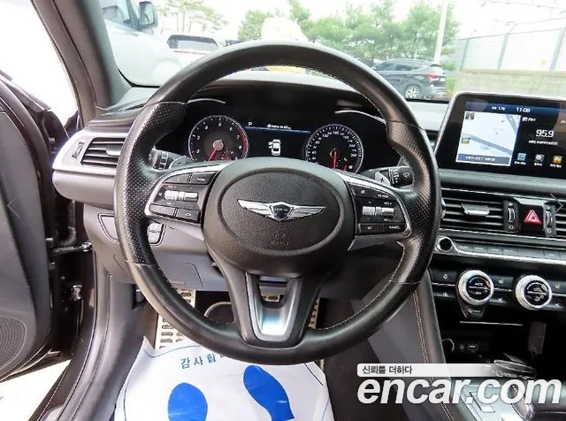 Genesis G70 2019 thumb 8