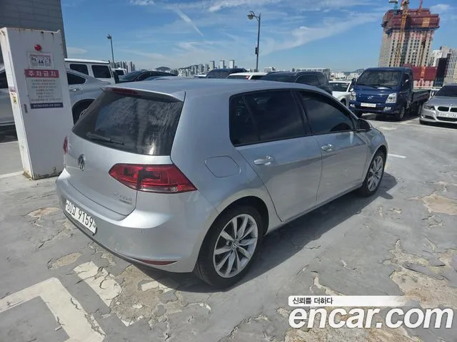 Volkswagen Golf Sportsvan 2014 thumb 2
