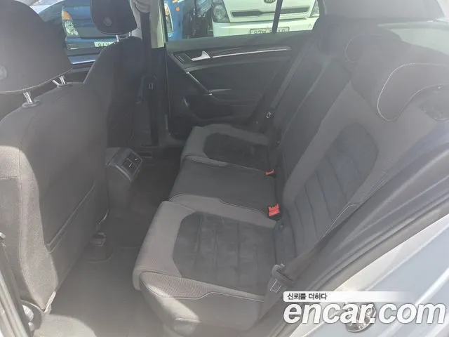 Volkswagen Golf Sportsvan 2014 thumb 10