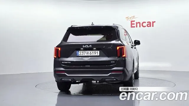Kia Sorento 2024 thumb 3