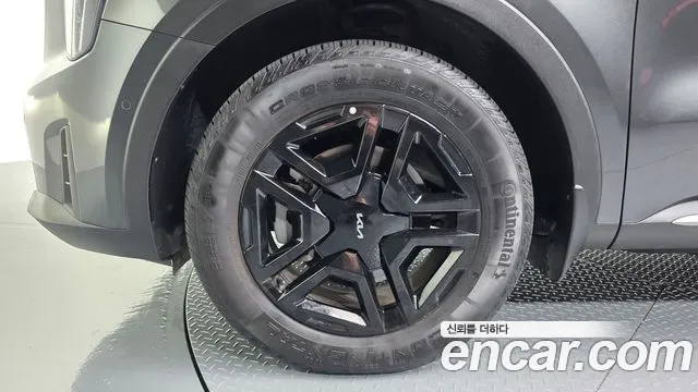 Kia Sorento 2024 thumb 4